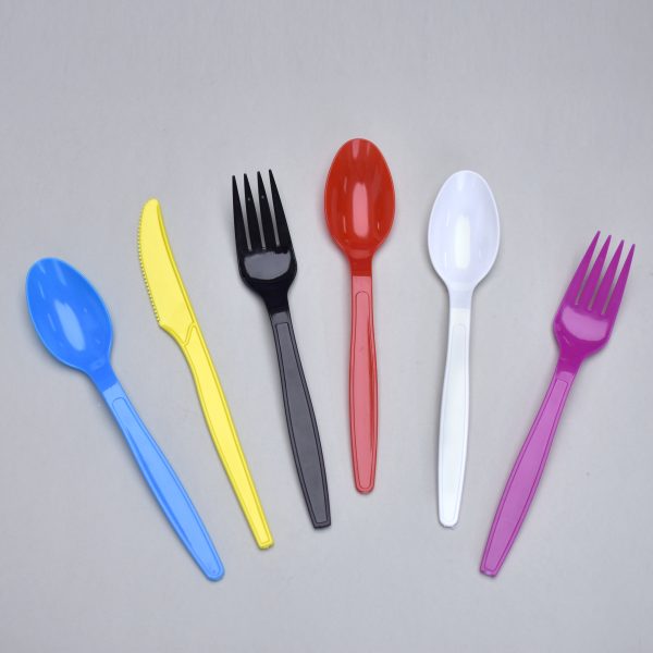 Colored PS-spoon, 7 inch forks, and knives