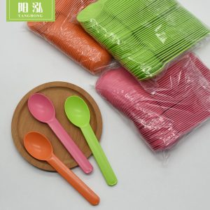 Disposable yogurt spoon