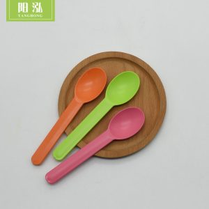 Disposable yogurt spoon